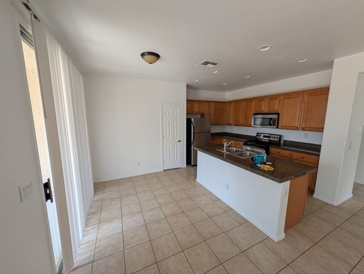 2017 W Shackleton Dr - Photo 7 of 29