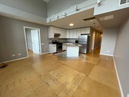 featured image of 1312 N Clybourn Ave