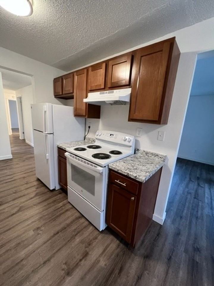 Stateside Flats - Photo 2 of 29