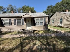 featured image of 847 S Terrace Dr