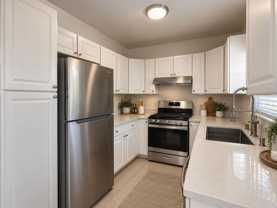 Move-In Ready 3-Bedroom at 14315 Chandler Blvd Sherman Oaks, CA 91401 - Photo 1 of 1