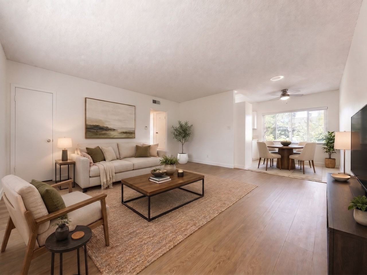 Move-In Ready 3-Bedroom at 14315 Chandler Blvd Sherman Oaks, CA 91401 - Photo 3 of 13