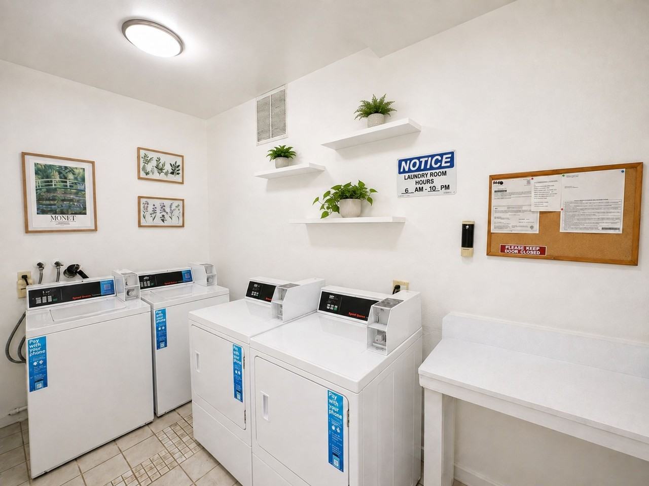 Move-In Ready 3-Bedroom at 14315 Chandler Blvd Sherman Oaks, CA 91401 - Photo 4 of 13
