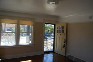 3744 1/2 Ray St - Photo 1 of 1