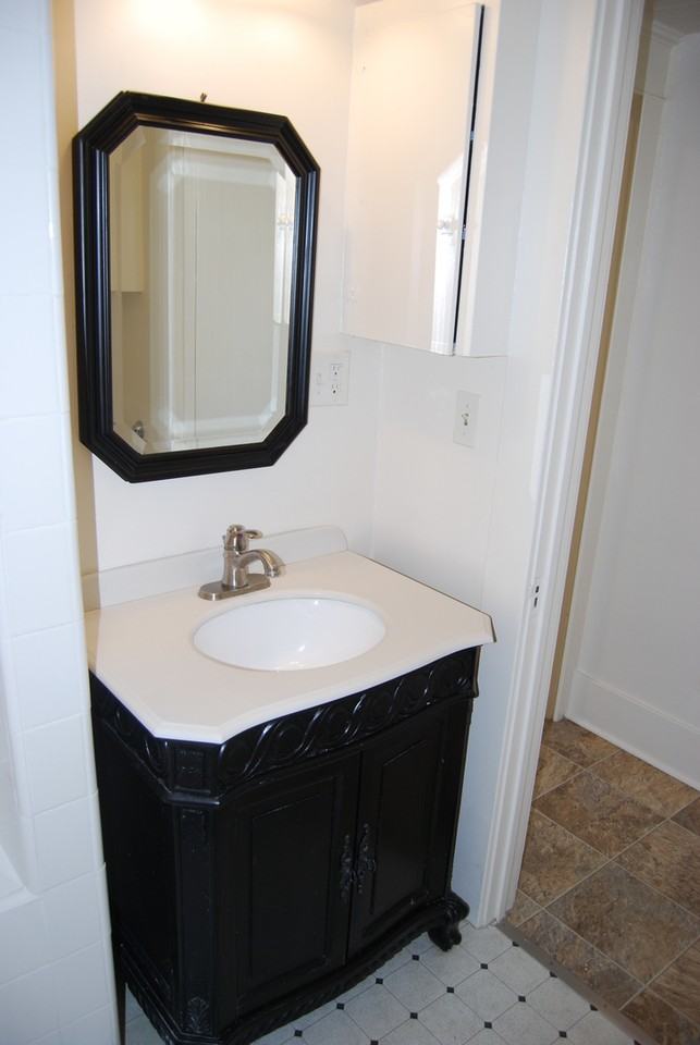 3744 1/2 Ray St - Photo 2 of 16