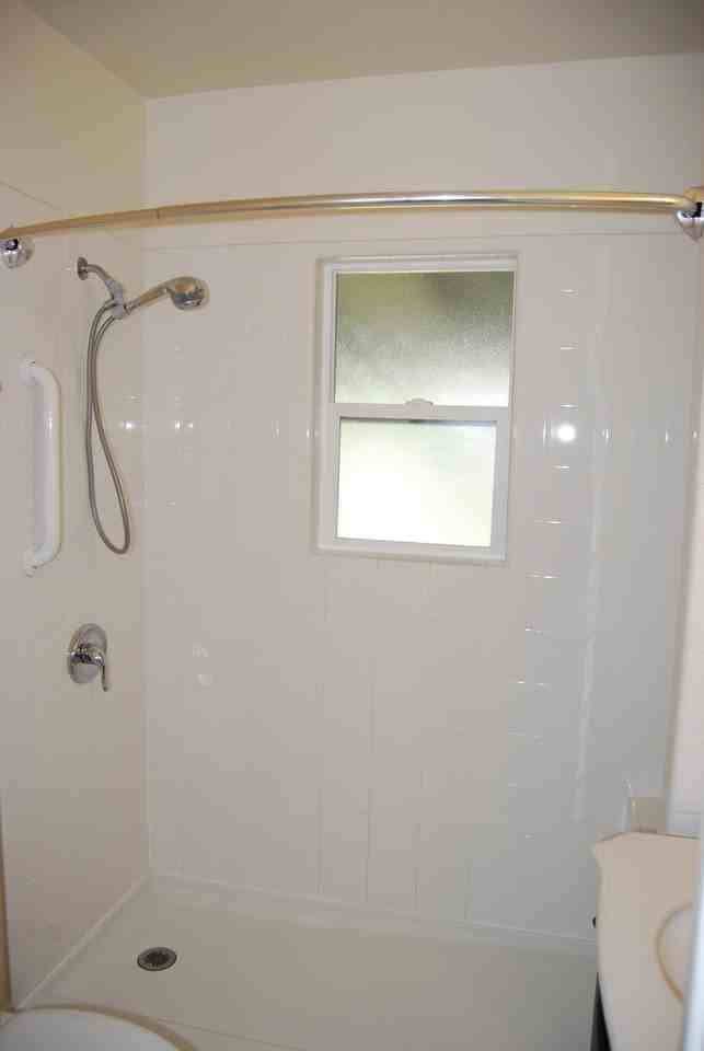 3744 1/2 Ray St - Photo 3 of 16