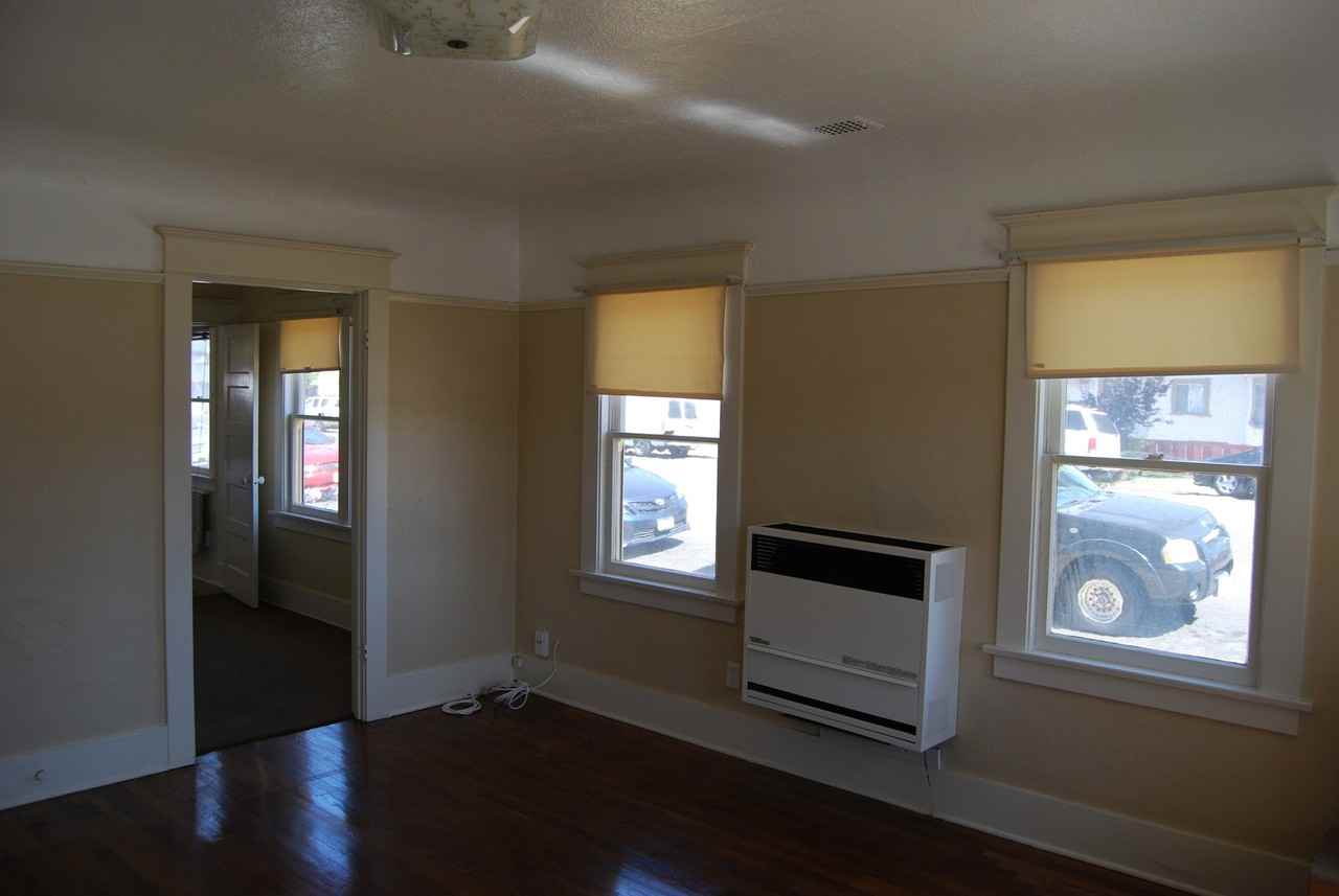 3744 1/2 Ray St - Photo 6 of 16