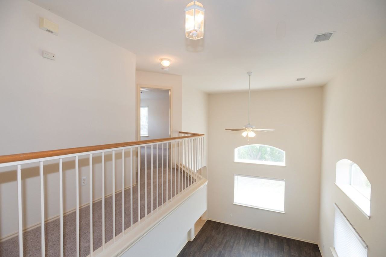 11615 James B Connolly Ln - Photo 7 of 16