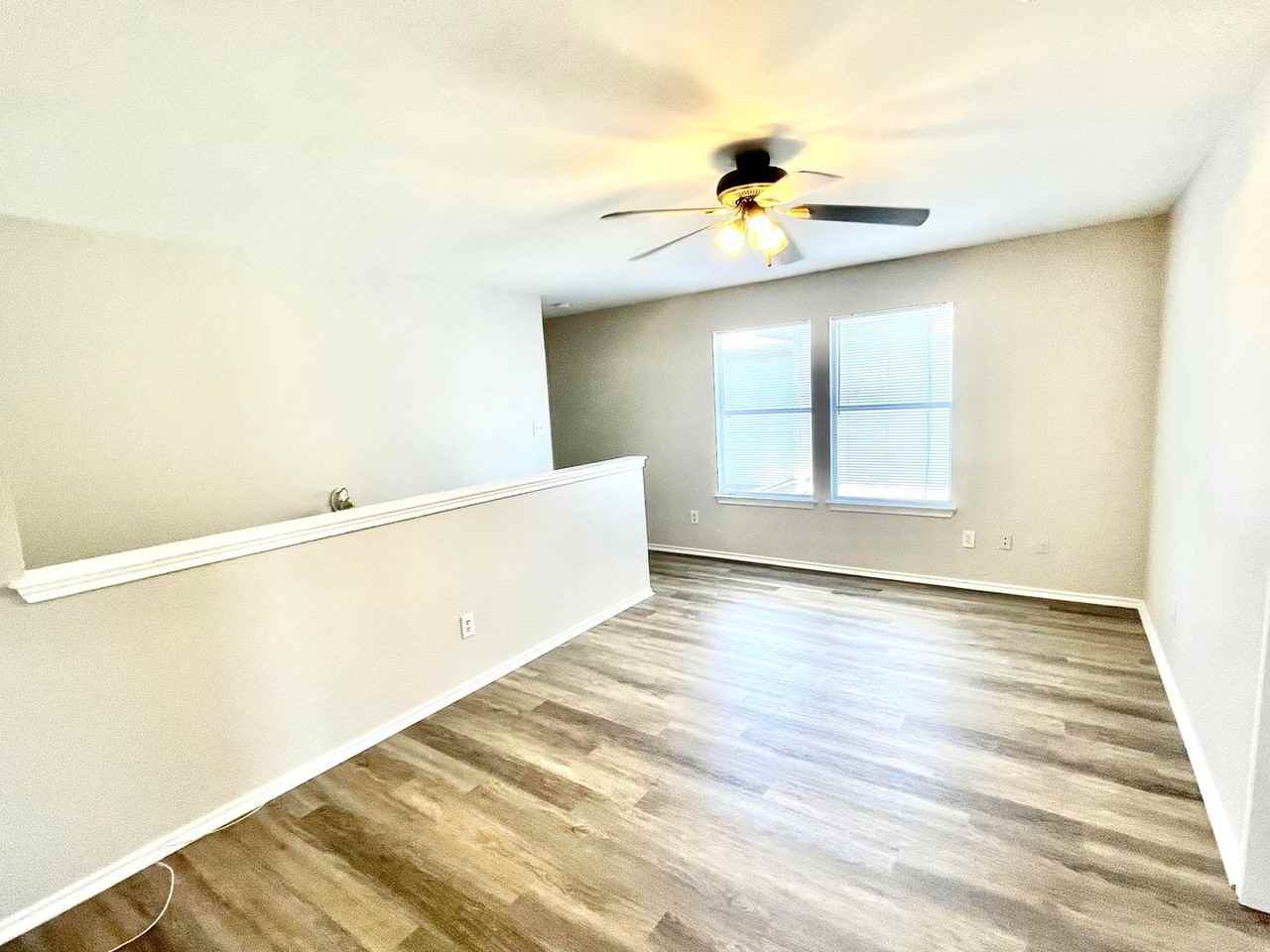 12729 Saint Mary Dr - Photo 7 of 15