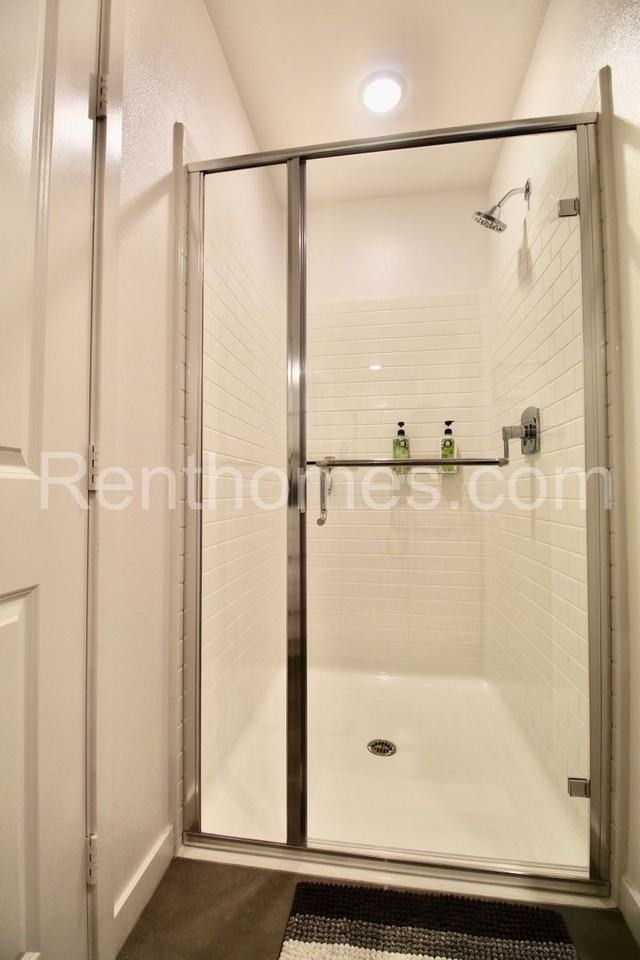 10441 Harlow Cir #33 - Photo 5 of 29