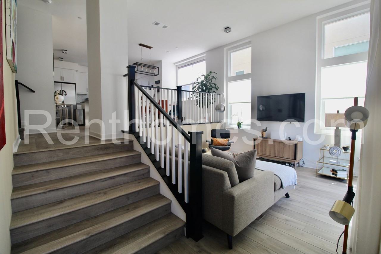 10441 Harlow Cir #33 - Photo 6 of 29