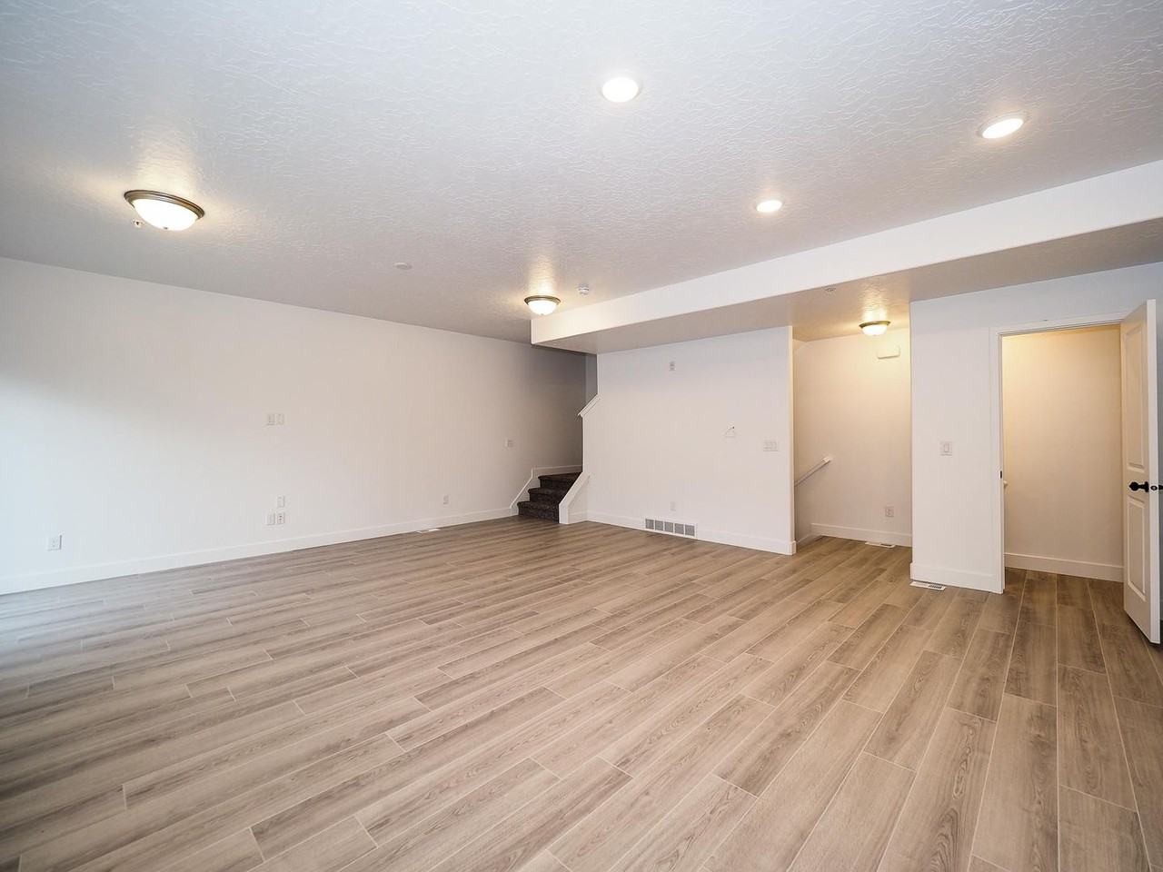 4212 W Coral Pink Ct - Photo 5 of 22