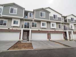 featured image of 4212 W Coral Pink Ct