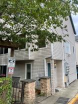 2420 Sw Holden St - Photo 1 of 1