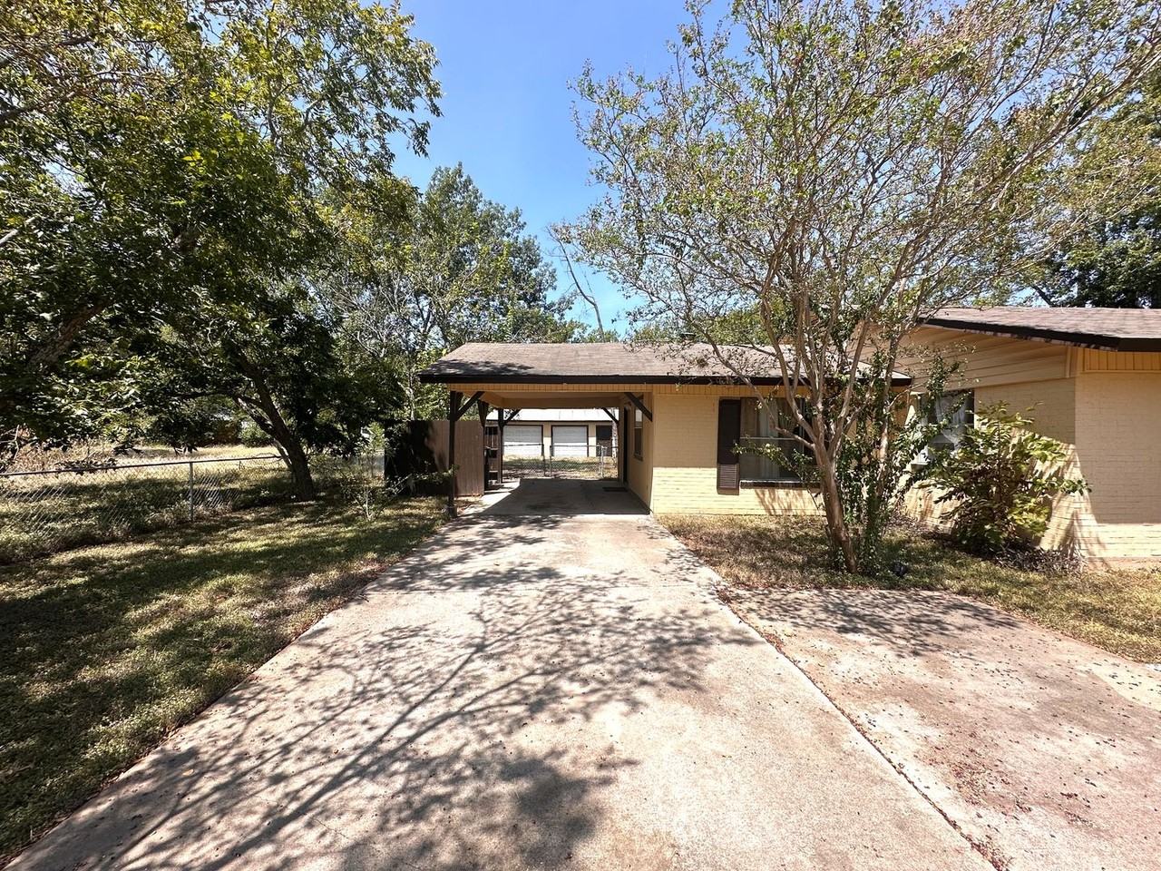 400 Sunbonnet Dr - Photo 4 of 28