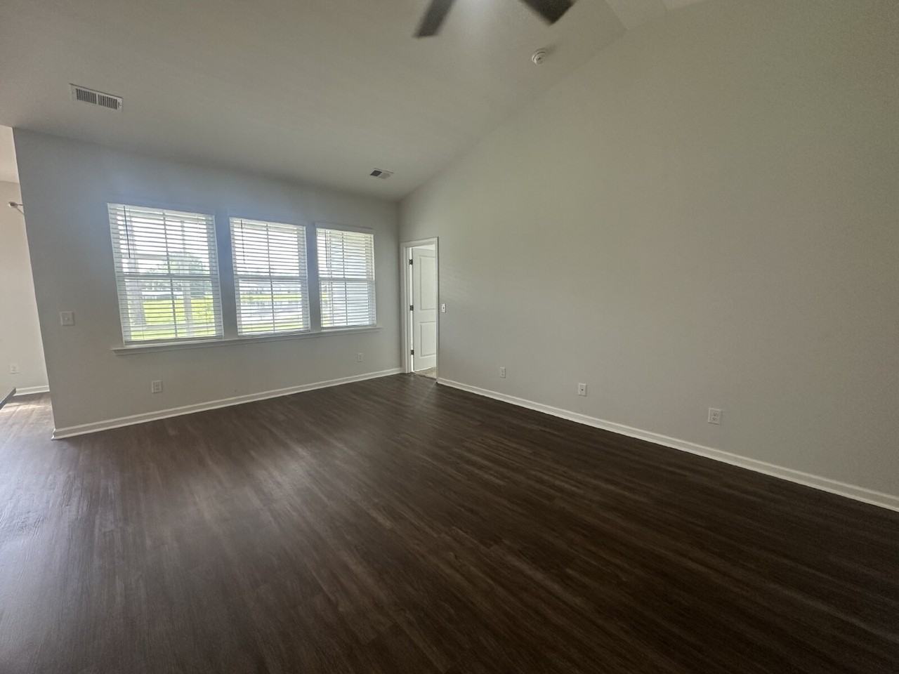 78 Sullivan Cir - Photo 6 of 35