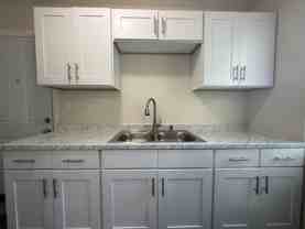 418 E Seminary Ave - Photo 1 of 1