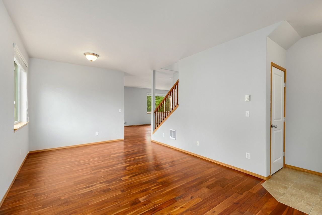 22618 7th Pl W - Photo 2 of 17