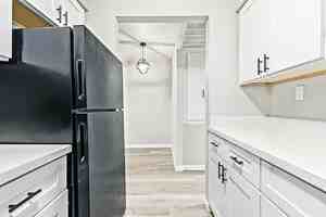 featured image of 3405 E Pinchot Ave