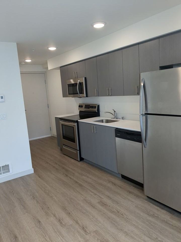6404 Roosevelt Apartments - Photo 6 of 23
