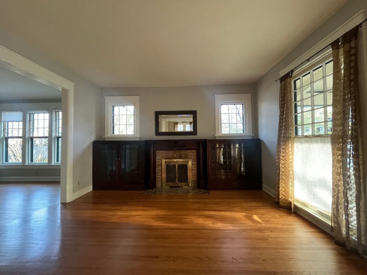 710 S Fess Ave - Photo 3 of 33