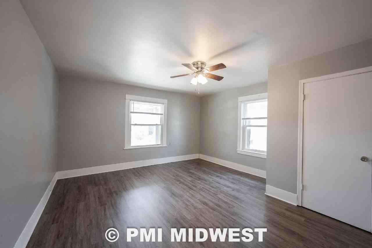 611 N Main St Apt 3 - Photo 5 of 16