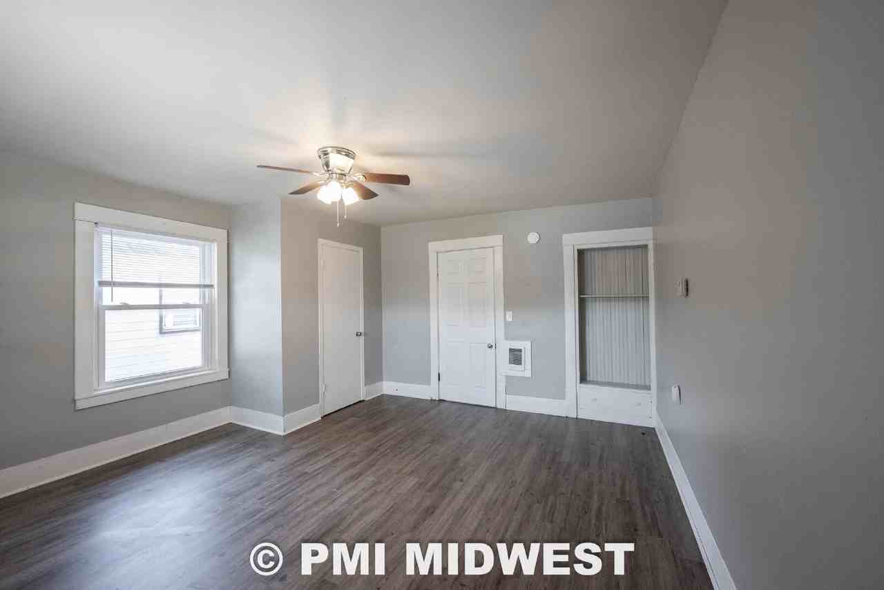 611 N Main St Apt 3 - Photo 6 of 16