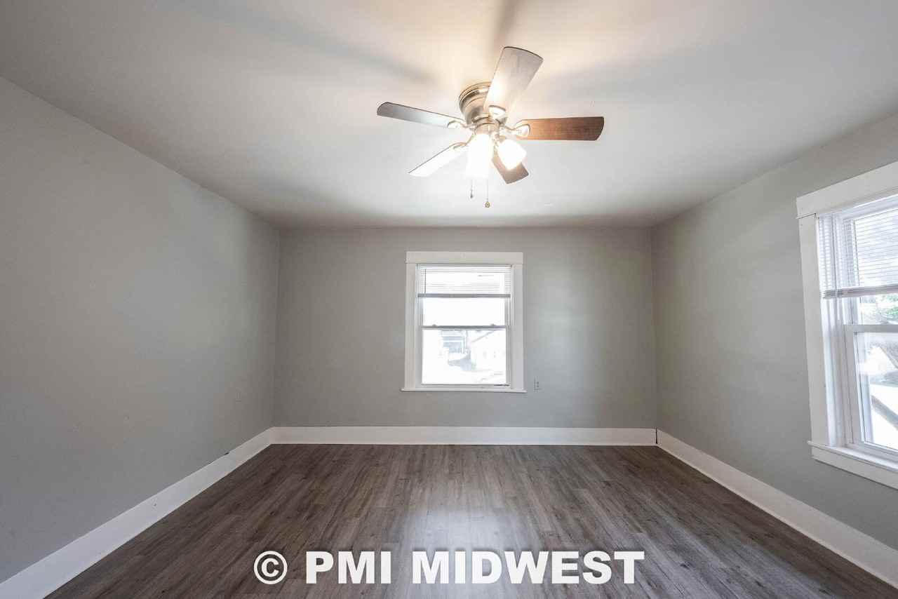 611 N Main St Apt 3 - Photo 7 of 16