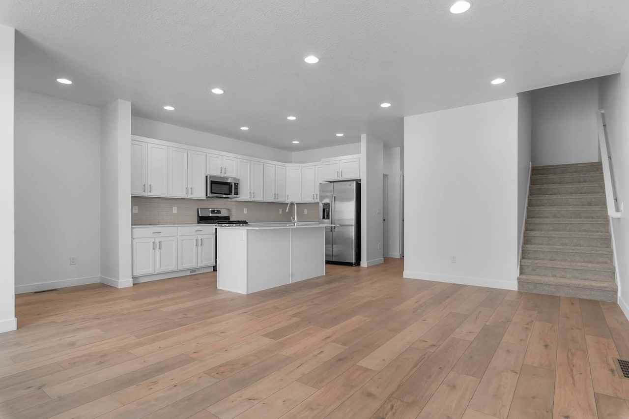 1634 E 6820 N - Photo 6 of 24