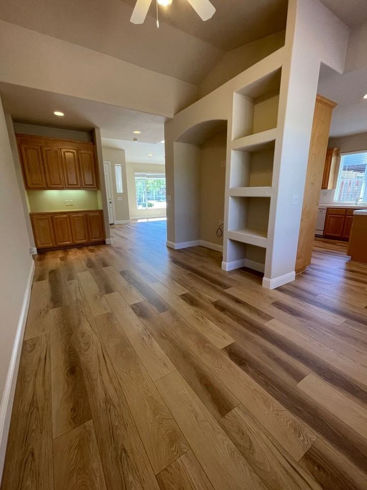 1020 White Cloud Dr - Photo 5 of 30