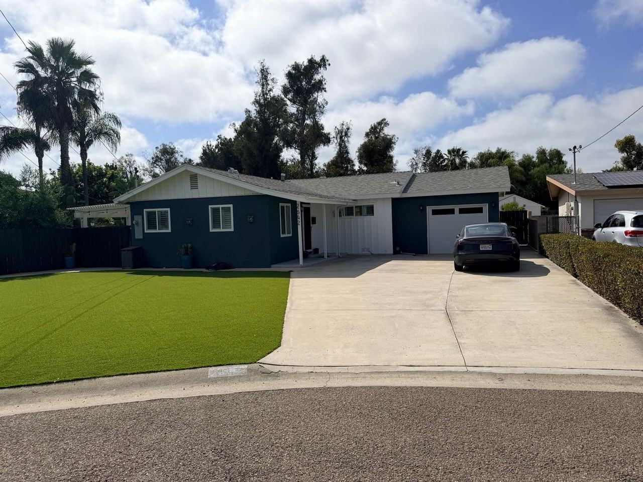 2642 Davis Pl - Photo 2 of 33