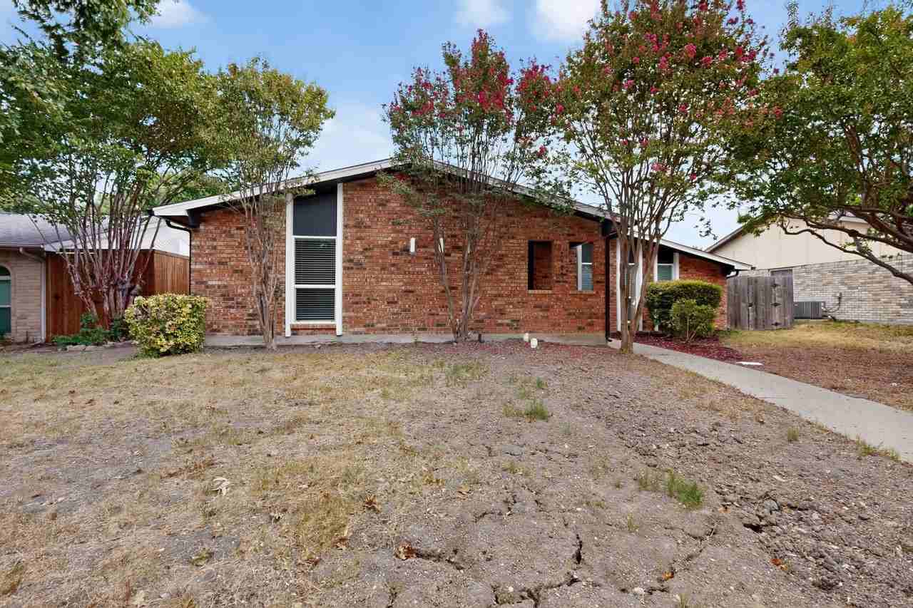2105 Victoria Rd - Photo 6 of 50