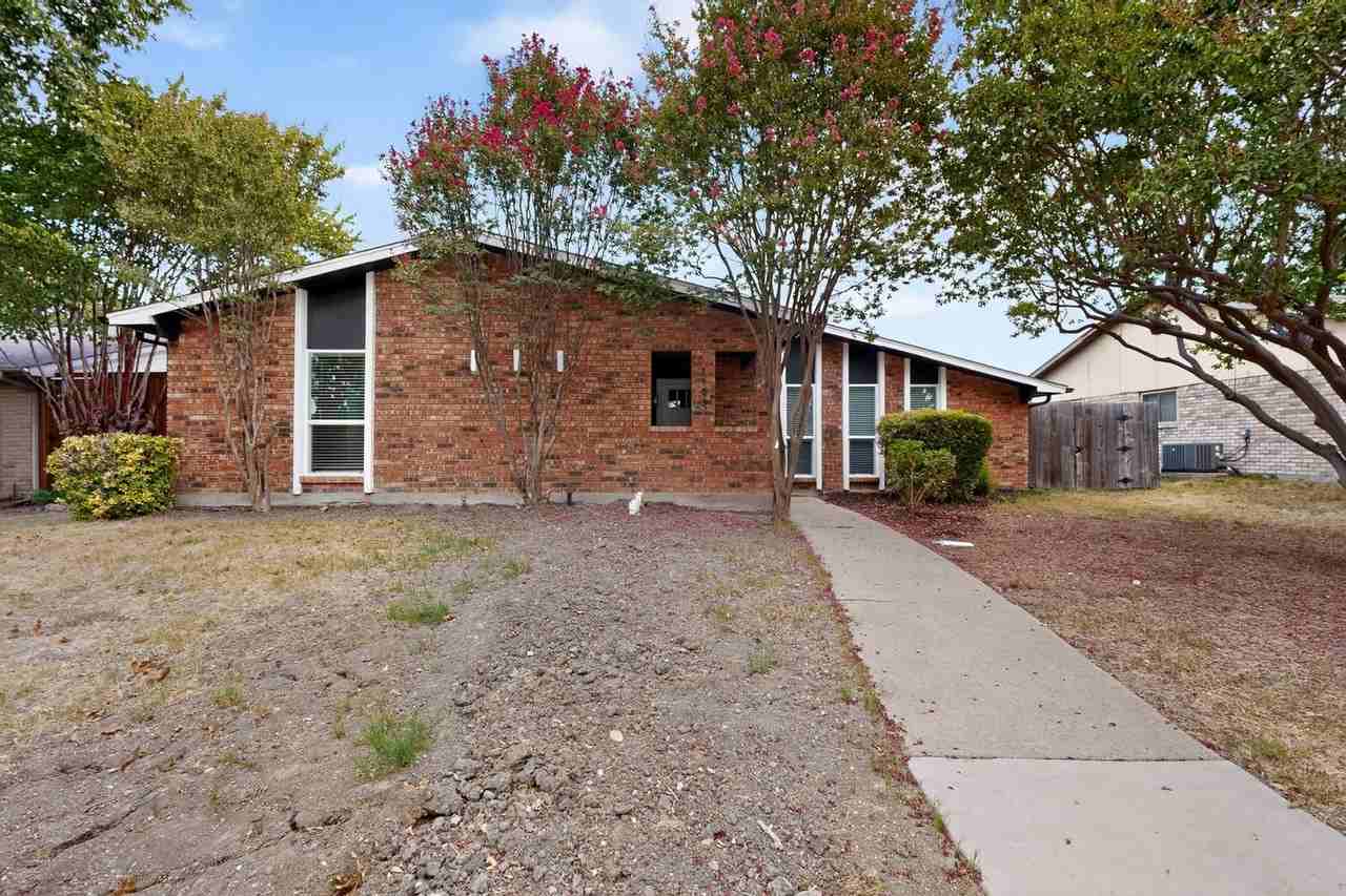 2105 Victoria Rd - Photo 7 of 50