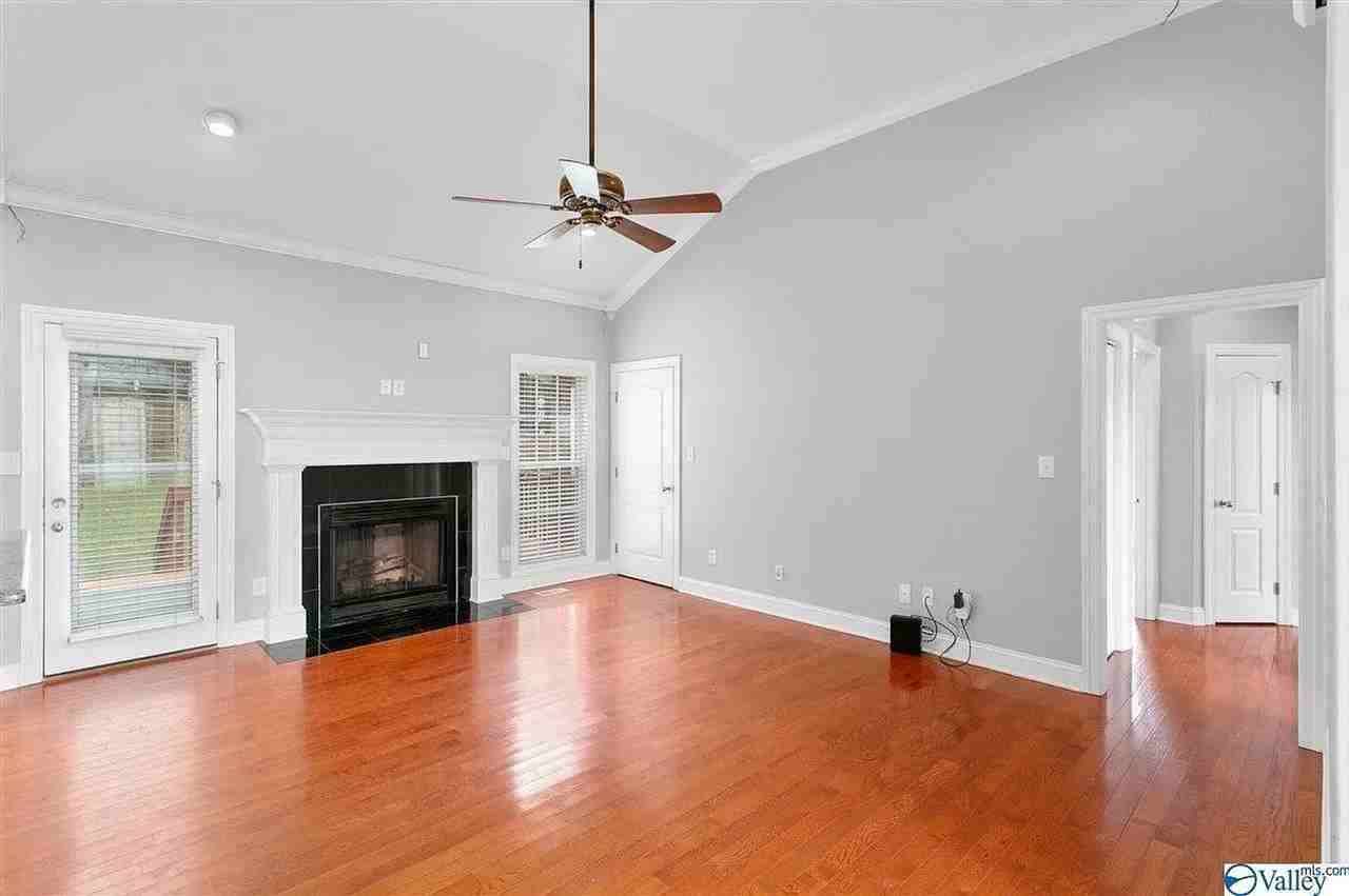 116 Burwell Cove Dr - Photo 5 of 27