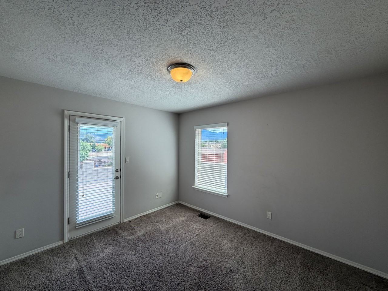 7420 Tangerine Ct Ne - Photo 7 of 40