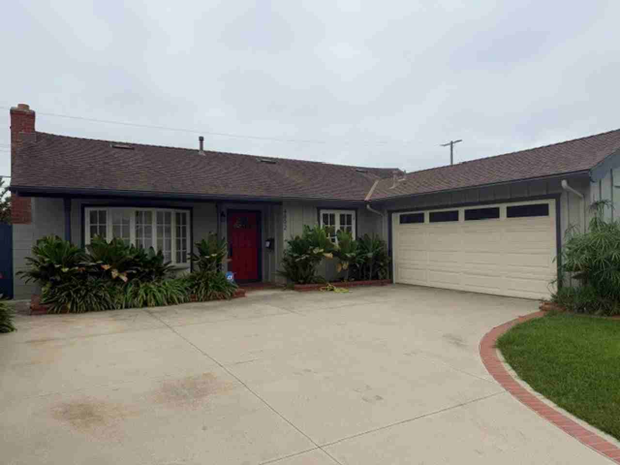 4892 Oahu Dr - Photo 3 of 8