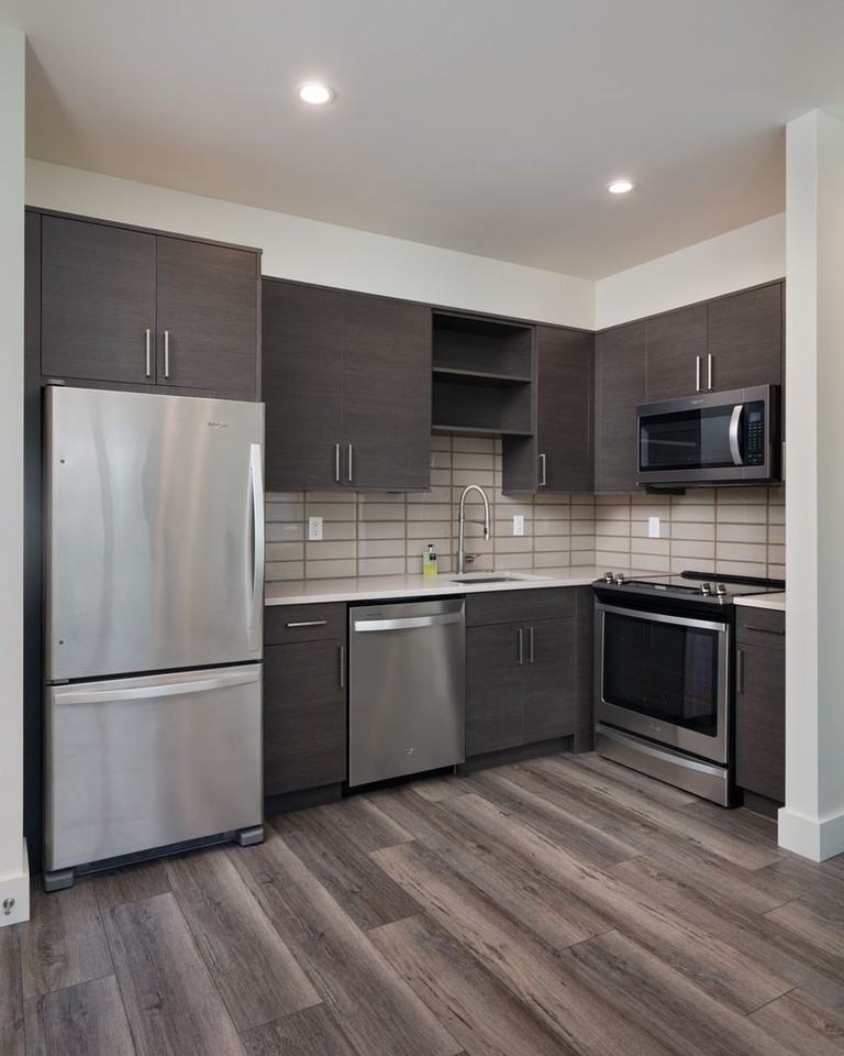 75 Highnoon Way - Photo 3 of 20