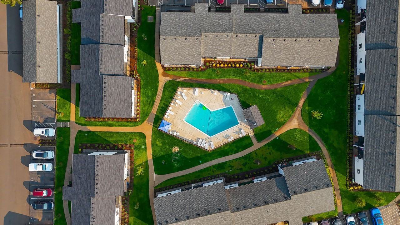 Mountain View Apartments - Photo 4 of 50