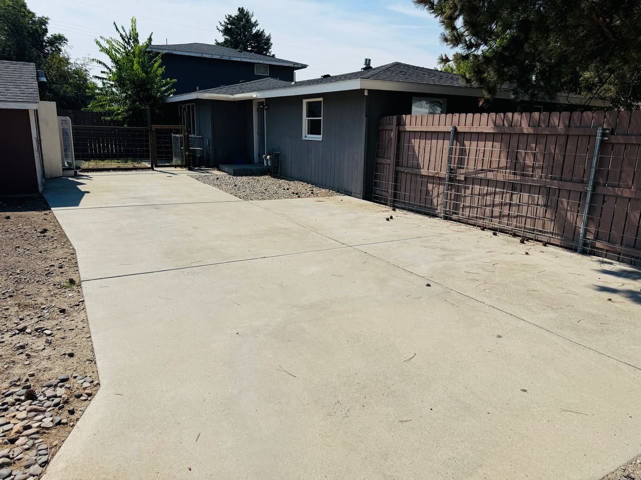 1245 Cody Dr - Photo 3 of 16