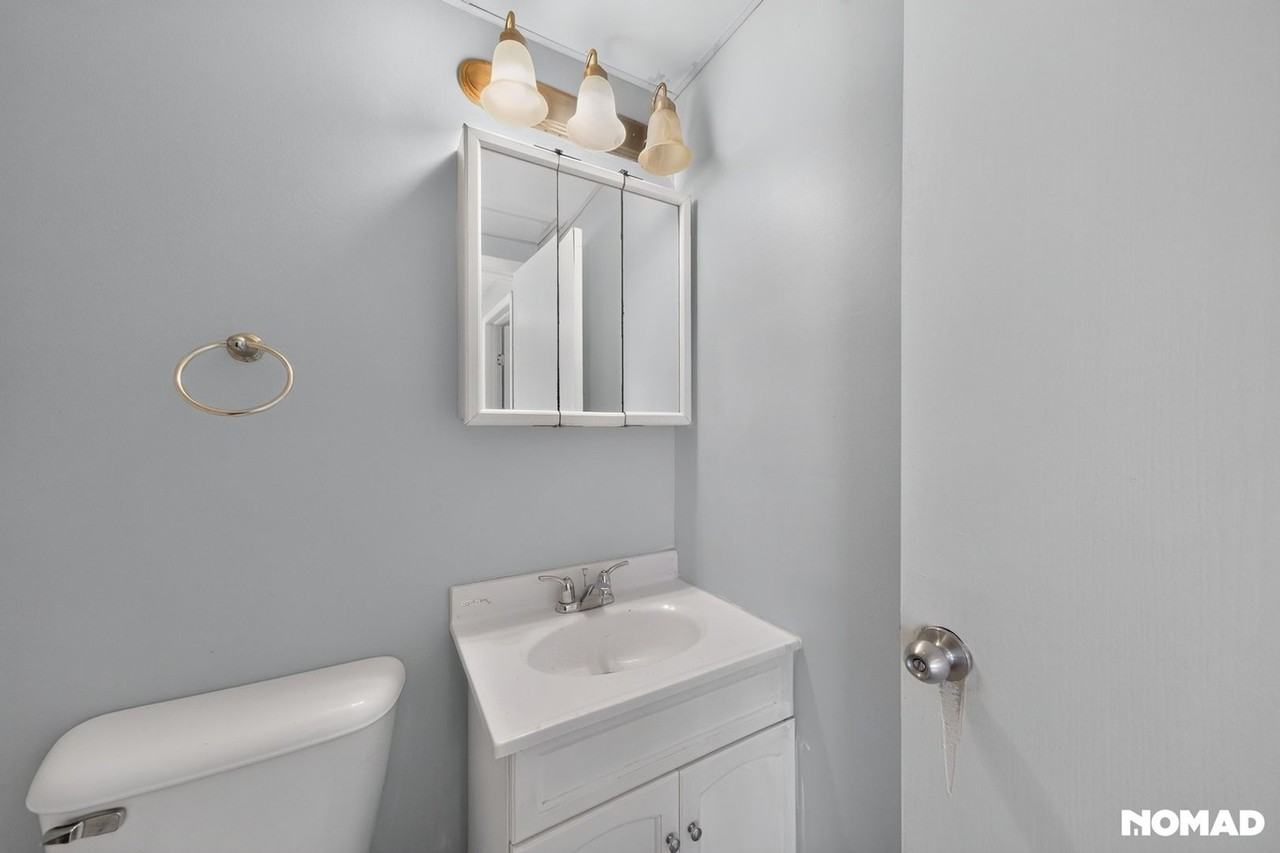 751 N 5th Ave - Photo 5 of 18