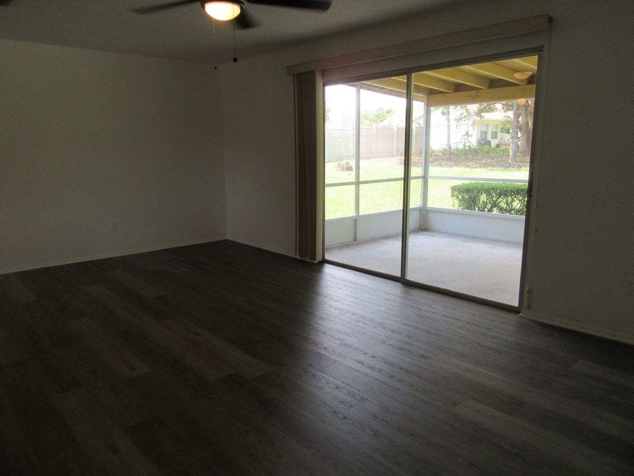3915 Sw 139th Street Rd - Photo 6 of 20