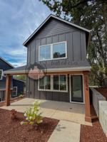 featured image of 2584 Gilbert St S