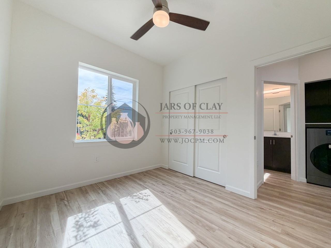 2576 Gilbert St S - Photo 7 of 10