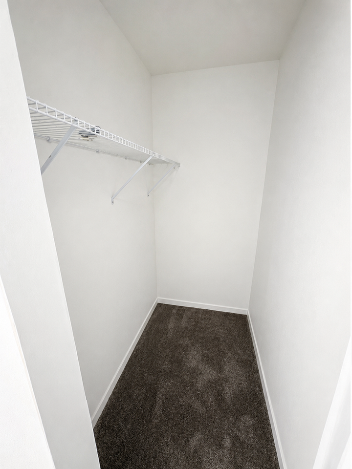 1505 N W S Young Dr - Photo 5 of 12