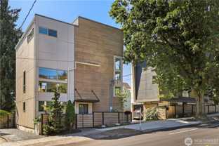 105 Ne 40th St - Photo 1 of 1