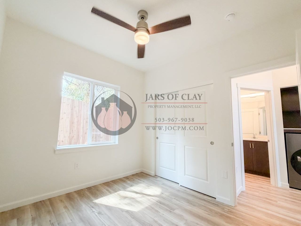 2544 Gilbert St S - Photo 7 of 10