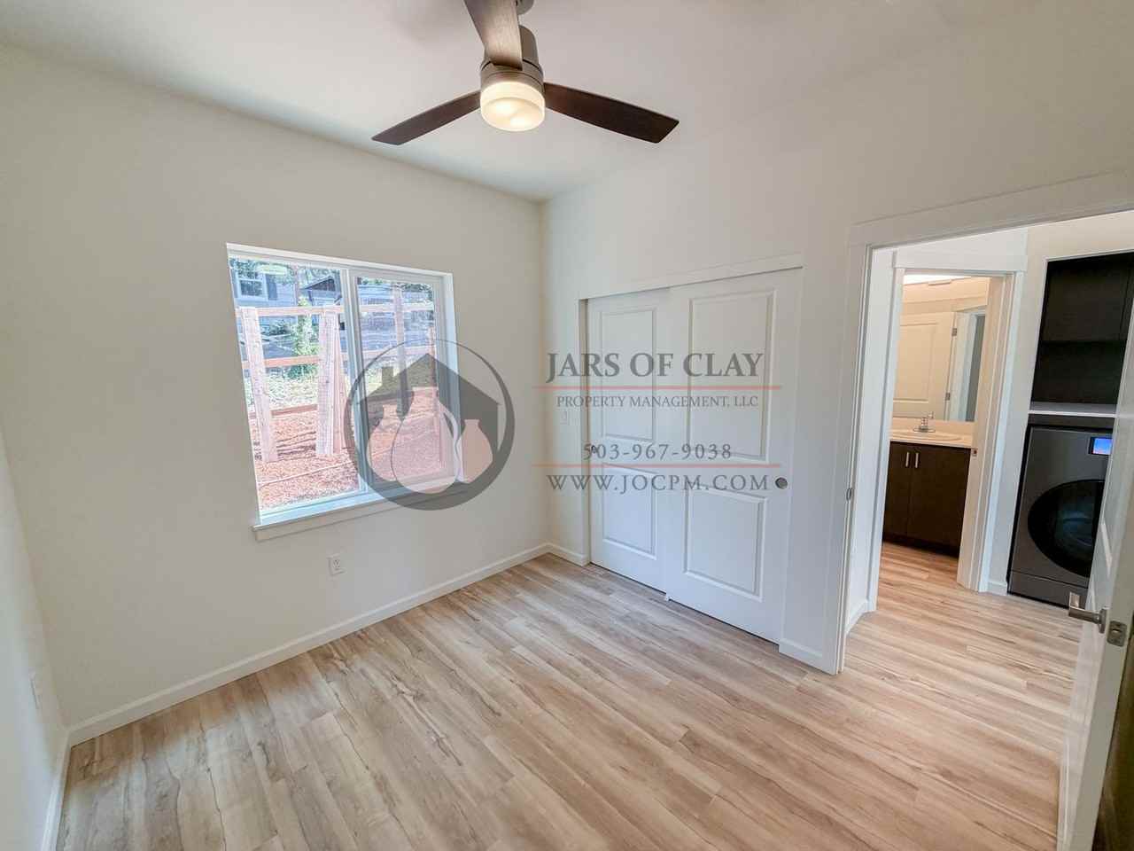 2520 Gilbert St S - Photo 7 of 10