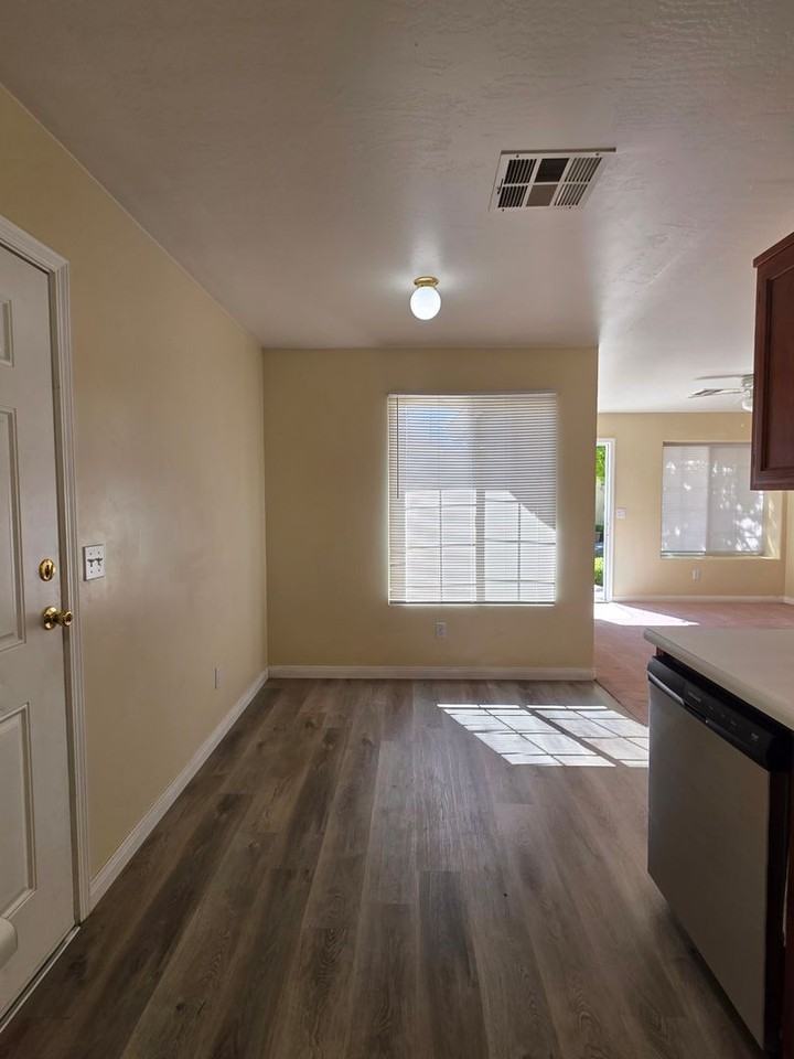 722 Spring Meadow Ct #2 - Photo 3 of 10