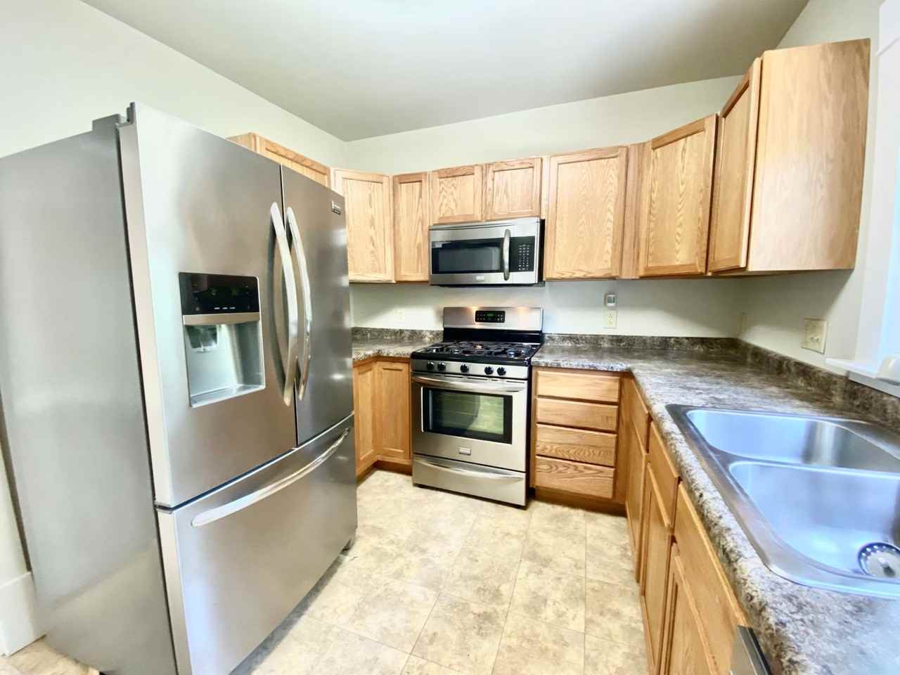 2026 10th St - Photo 5 of 12