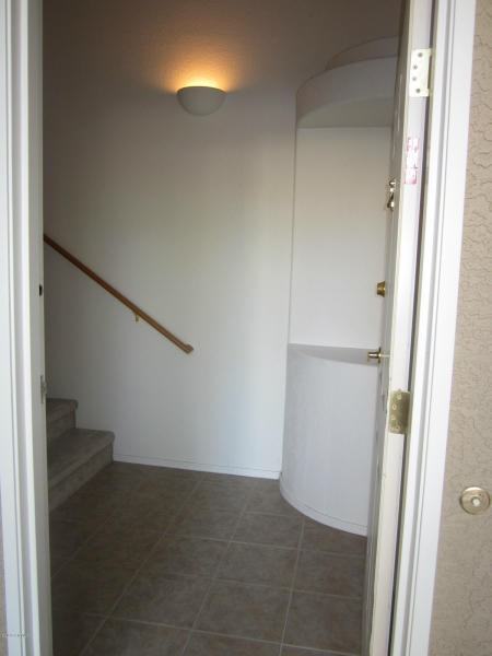 1335 E June St - Photo 6 of 26